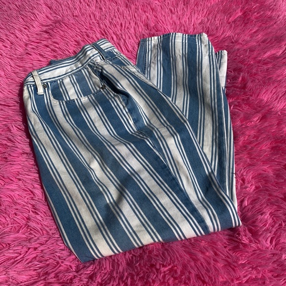 AEO all cotton medium blue wash and white striped jeans size 12 - Picture 4 of 7